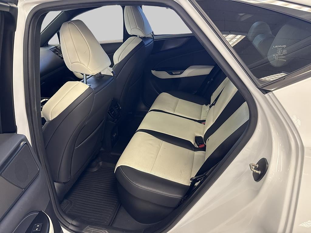 Lexus NX 2022 - miniatyr 7