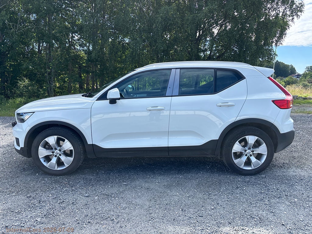 Volvo XC40 OCTOBER SALE - NYBES / AWD D4 - EXPORTNETTO 11.795€