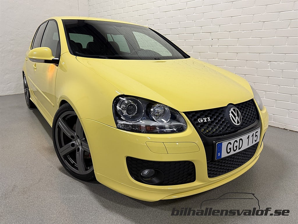 Volkswagen Golf GTI 2.0 DSG Edition 30 Pirelli Edition