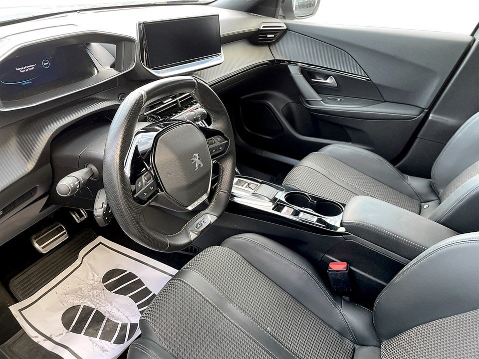 Bild på Peugeot E-2008 GT Electric - DEMO