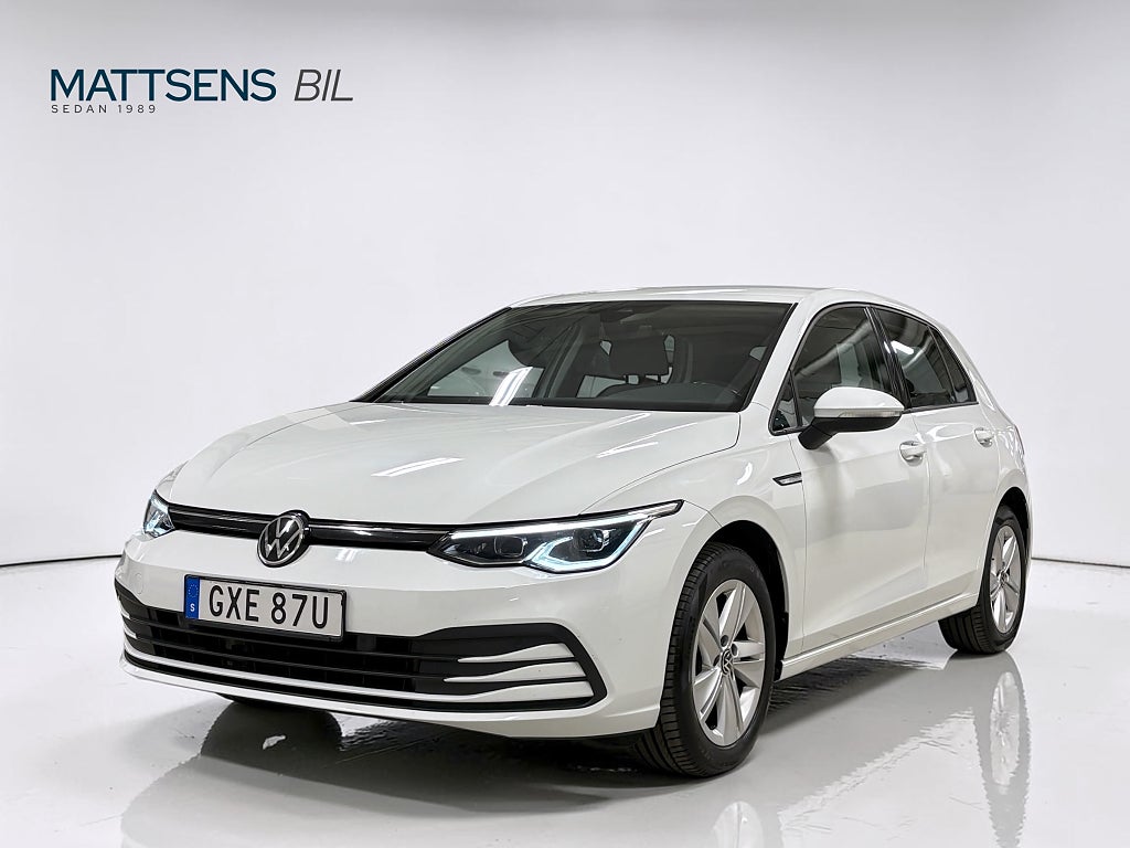 Volkswagen Golf I 1.5 eTSI 1st EDITION 150HK / Värmare / Carplay / Drag