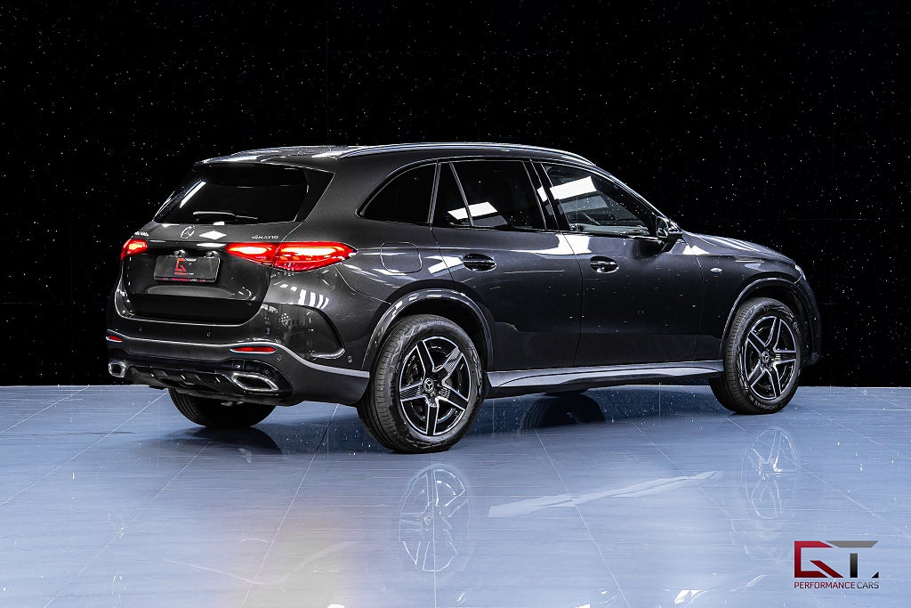 Mercedes-Benz GLC 300 e 4MATIC AMG MOMS Burmester Drag ACC Akustikrutor