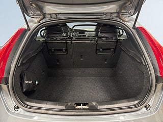Volvo V40 D3 Geartronic R-Design VOC/S&V-Hjul/Dvärm/Navigation/BT – bild 12