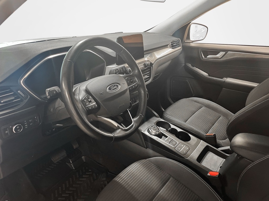Ford Kuga Plug-in Hybrid 225hk 2024, bild 3/51