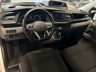 Volkswagen Transporter Kombi T30 2.0 TDI MOMS/S&V-däck/Mvärm