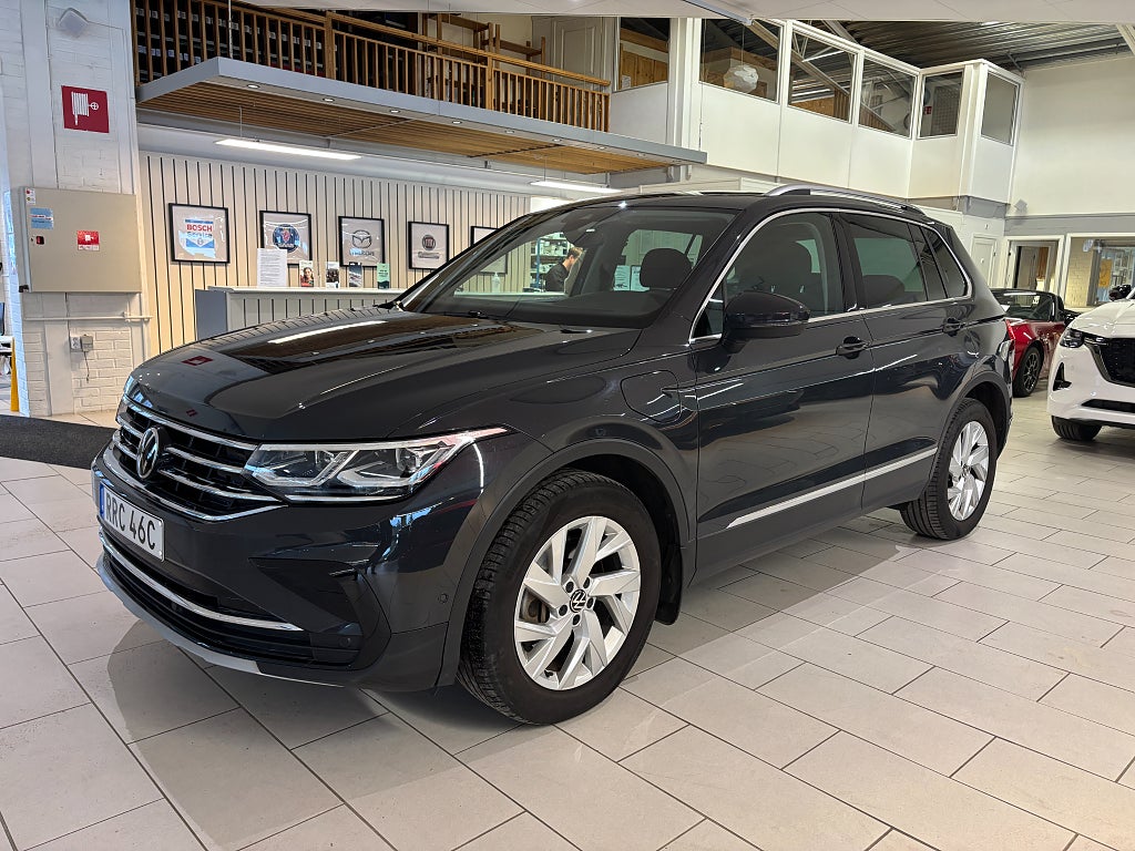 Volkswagen Tiguan eHybrid Elegance 245hk DSG6 | Drag | V-hjul 