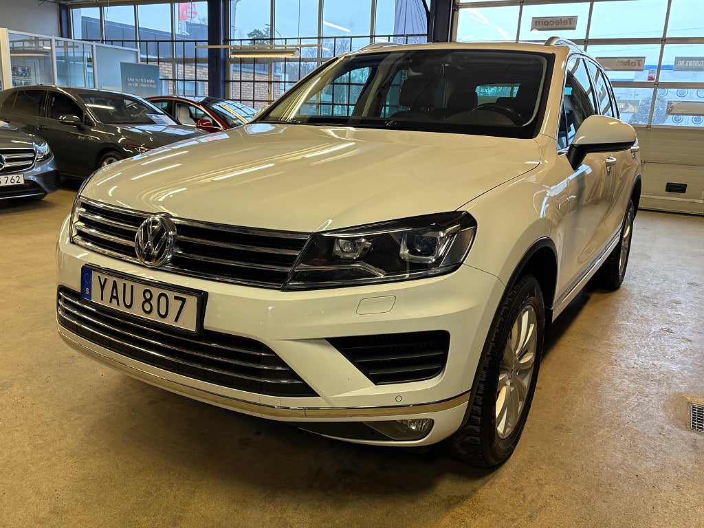 Volkswagen Touareg 3.0 V6 TDI Aut 4Mot *Panorama /Läder /Drag*