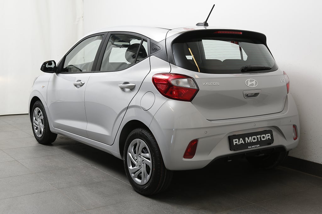 Hyundai i10 1,0 Automat Essential 2025