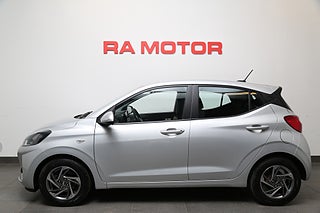 Halvkombi Hyundai i10 3 av 21