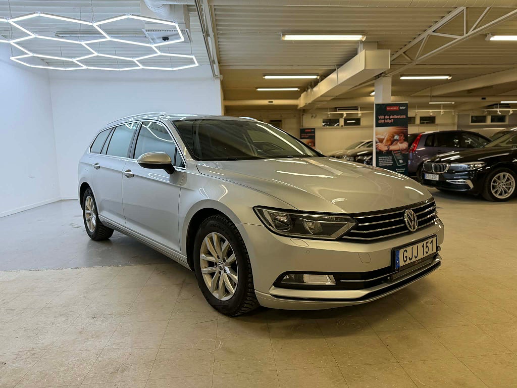 Volkswagen Passat Sportscombi 2.0 TDI Drag D-Värm B-Kamera Kamrem bytt 