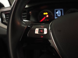 Halvkombi Volkswagen Polo 22 av 26