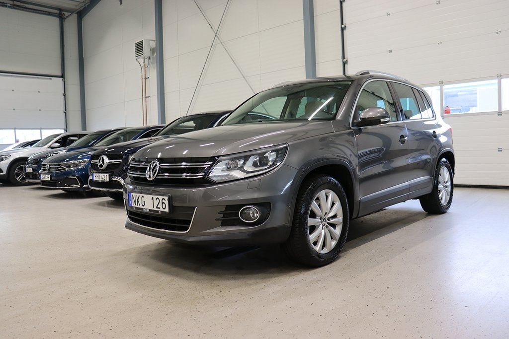 Volkswagen Tiguan 2.0 TDI 4M M-Värm Pano Drag 1-Ägare 140hk