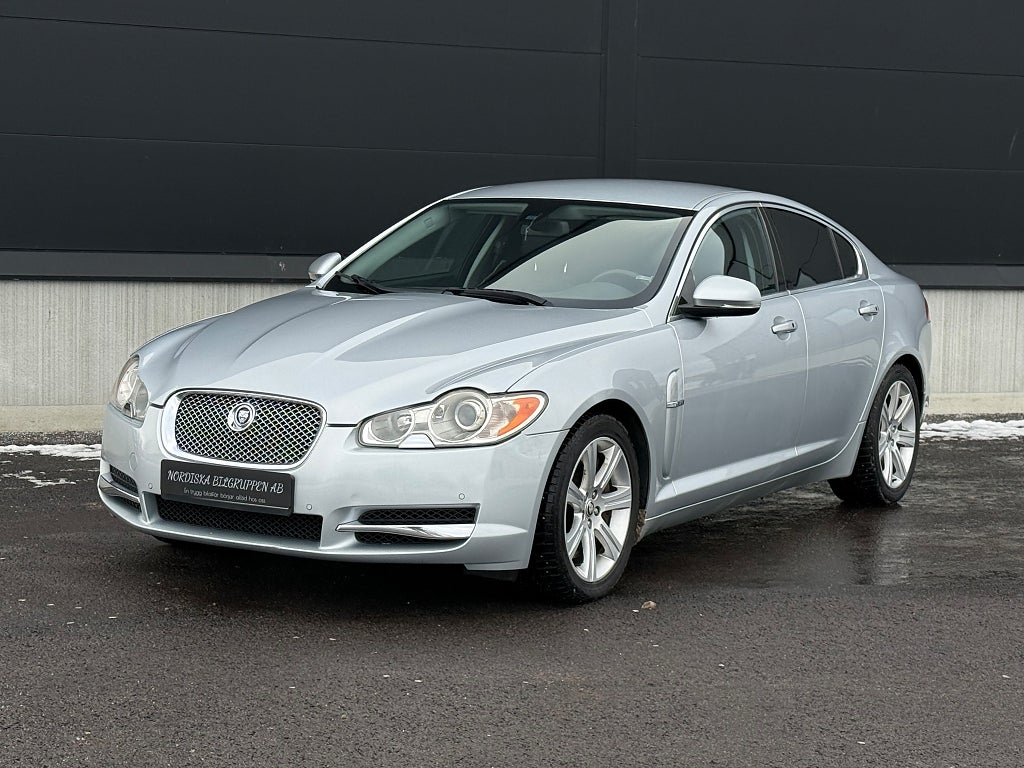 Jaguar XF 3.0 V6, automat