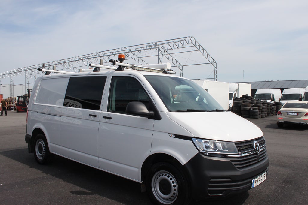 Volkswagen Transporter Kombi T32 2.0 TDI SCR 4Motion Euro 6 Dubble sidor dörr, bild 4