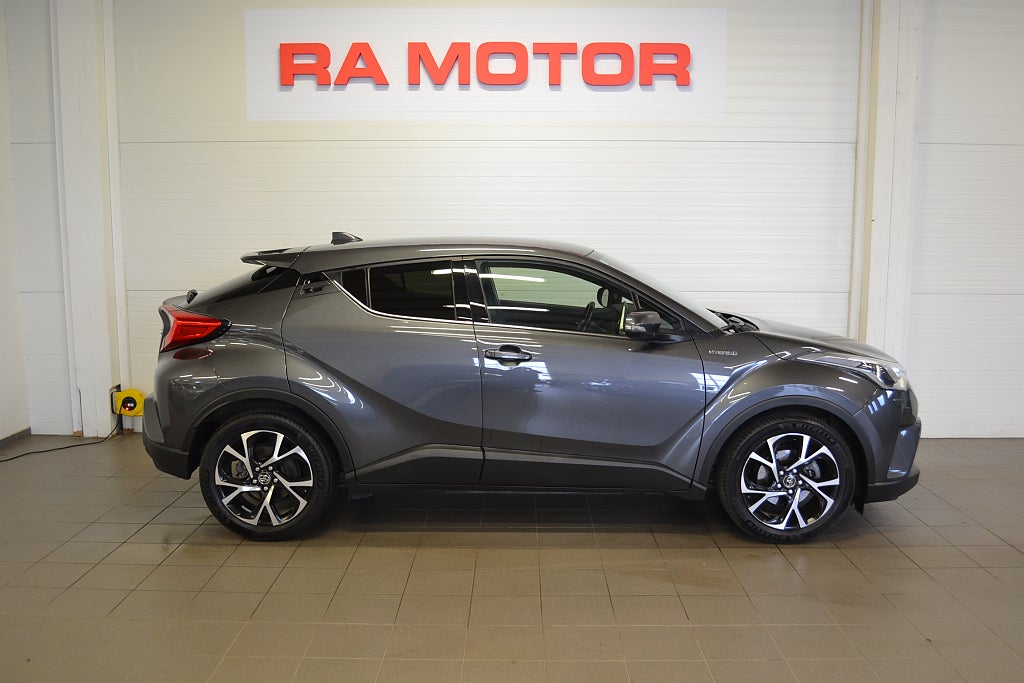 Toyota C-HR Hybrid CVT X-Edition Dragkrok Kamera Rattvärme M-Värm 2019