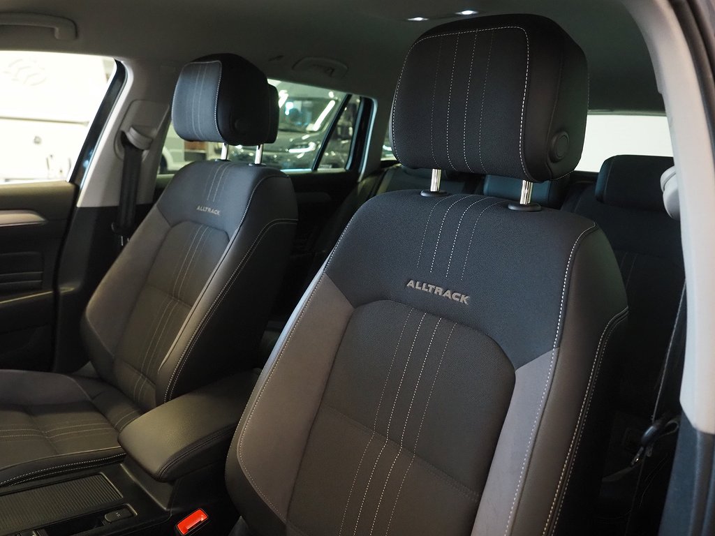 Volkswagen Passat Alltrack 2.0 TDI 4Motion Drag B-Kam D-Värm 2023
