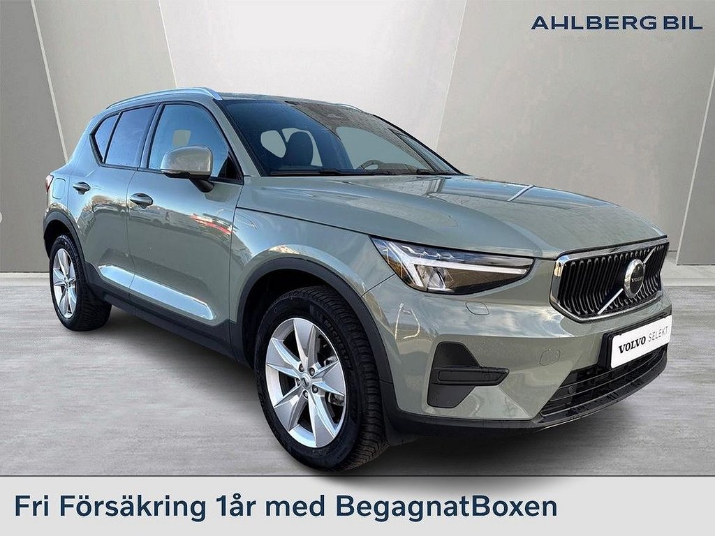 Volvo XC40 B4 FWD Bensin Core SE II, Förarstöd, Parkeringskamera Bak, Baklu