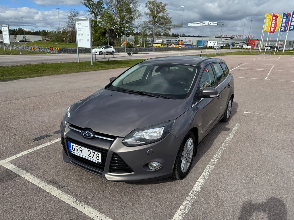 Ford Focus Combi 1.0 EcoBoost Manual, 100hp, 2013