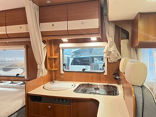 Husbil-halvintegrerad Carado T 348 14 av 21