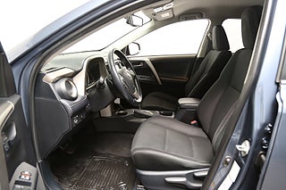 SUV Toyota RAV4 10 av 25
