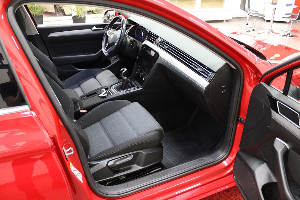 Volkswagen Passat, Sportscombi 1.5 TSI Comfort Eu6 150hk Navi