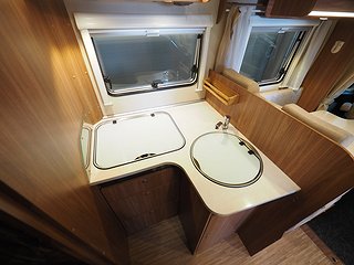 Husbil-halvintegrerad Carado T 449 11 av 22