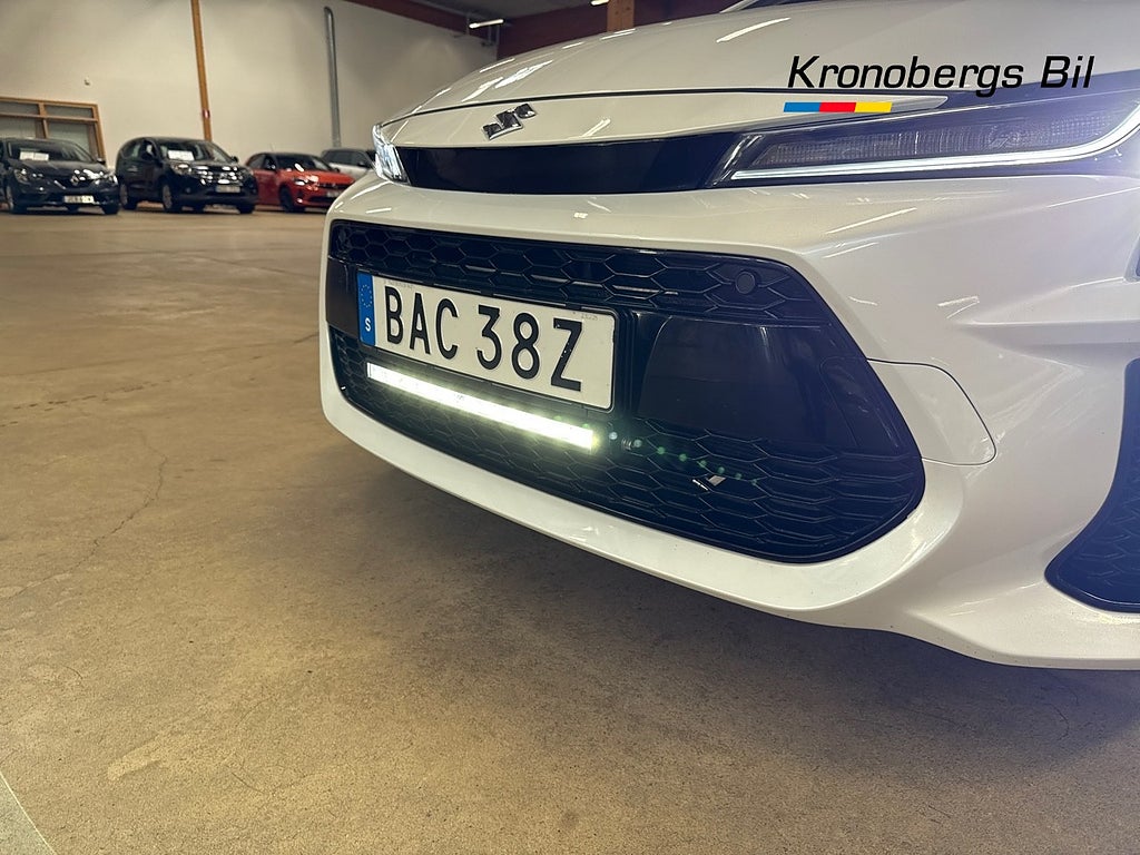 Suzuki Swace Hybrid 122hk Inclusive e-CVT Automat 18", Dragk – bild 17