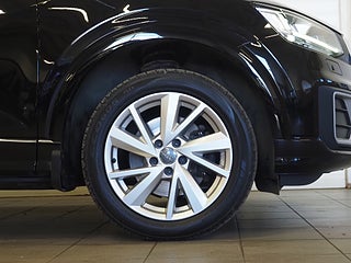 Kombi Audi Q2 8 av 22