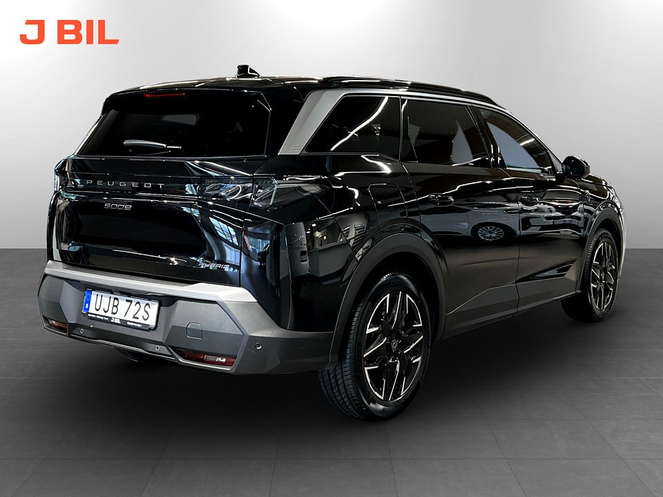 Bild på Peugeot 5008 GT Hybrid 145hk Aut 7-SITS B-KAMERA CARPLAY