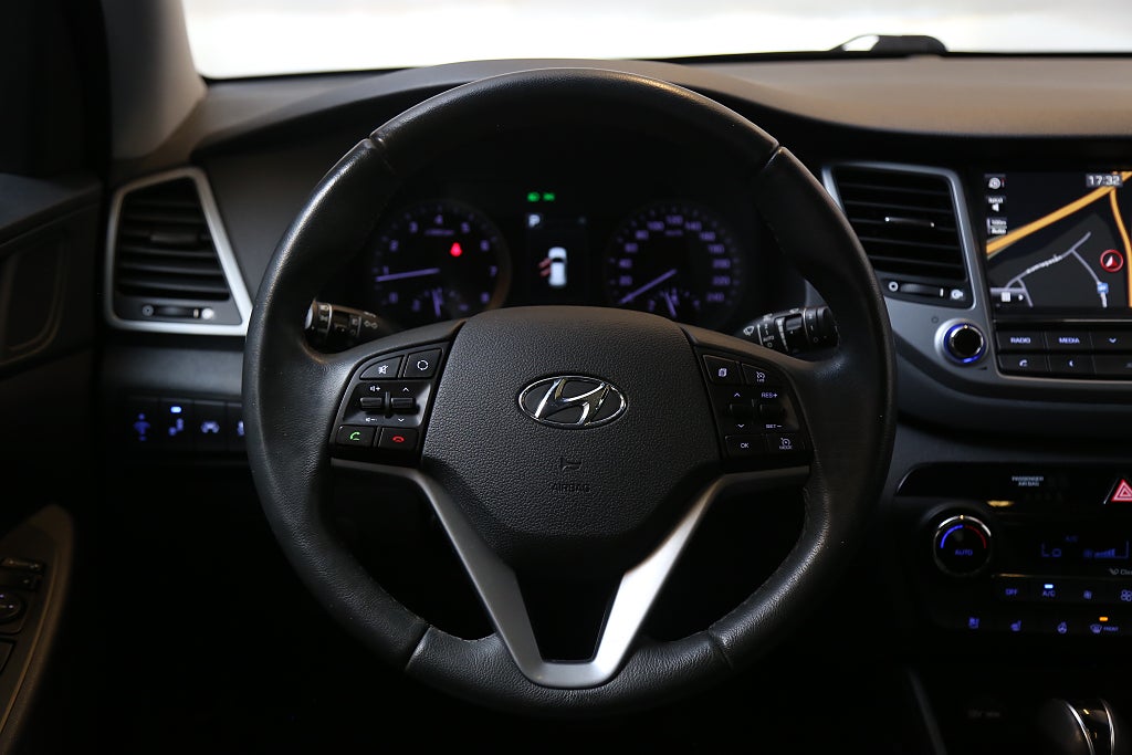 Hyundai Tucson 1,6 T-GDI 177hk Premium AWD Aut Pano Skinn Motorv Drag 2017