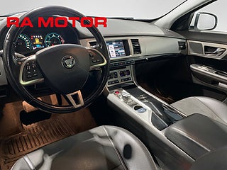 Sedan Jaguar XF 12 av 23