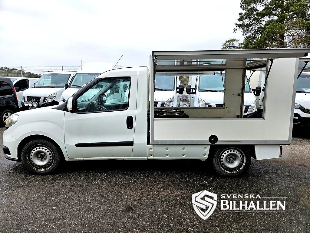 Fiat Doblò 1.3 Multijet DPF PÅBYGGD SKÅP Besiktad Servad S/V Hjul