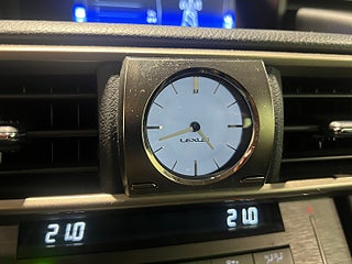 Sedan Lexus IS 16 av 23