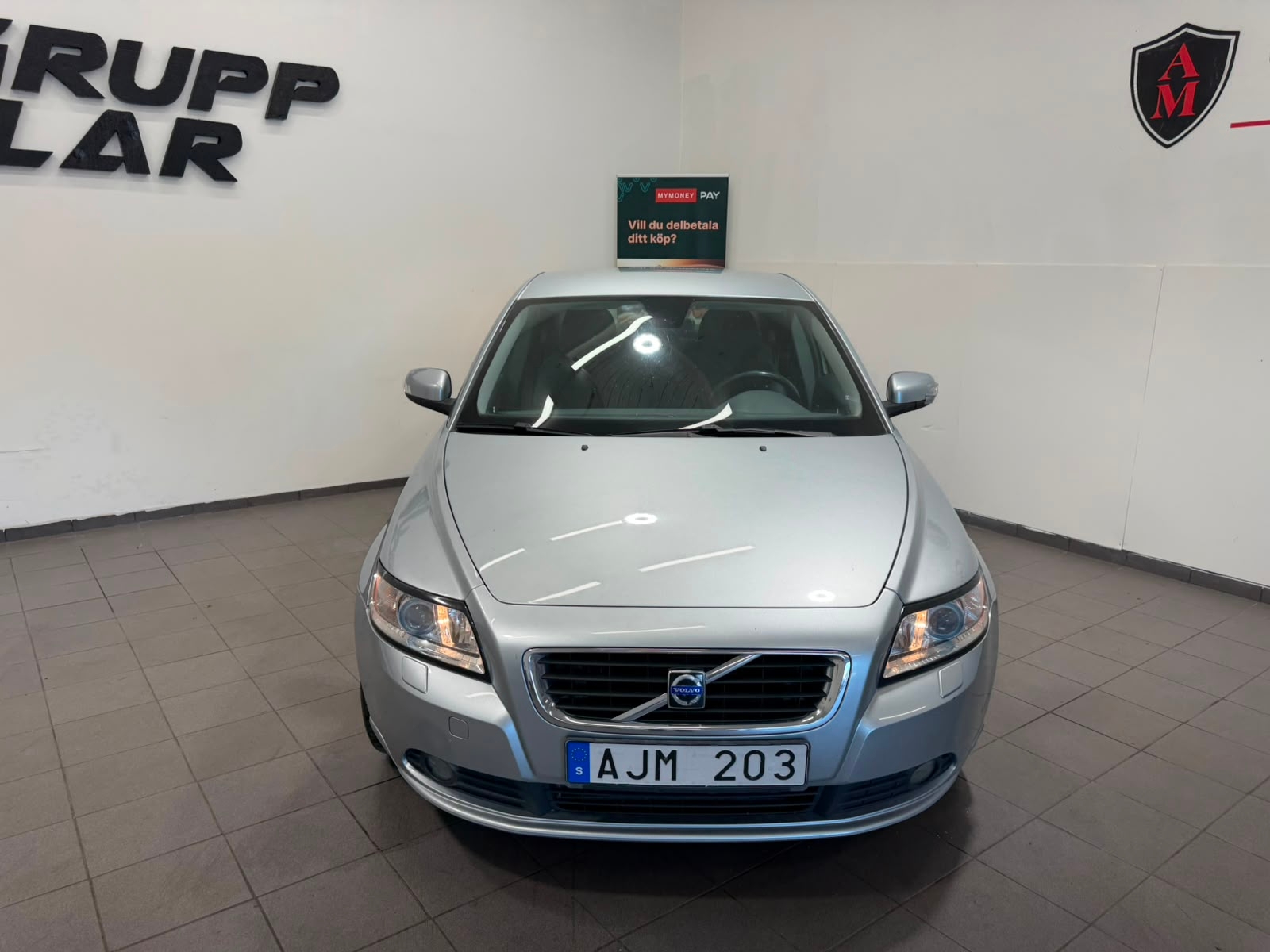 Volvo S40 2.0 D Momentum Euro 4 2008, kuva 7/46