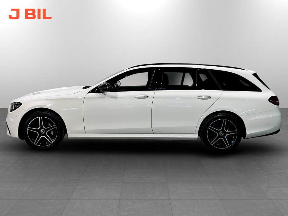 Bild på Mercedes-Benz E300 de 4MATIC AMG Line PHEV 306hk Aut B-KAMERA DRAG CARPLAY