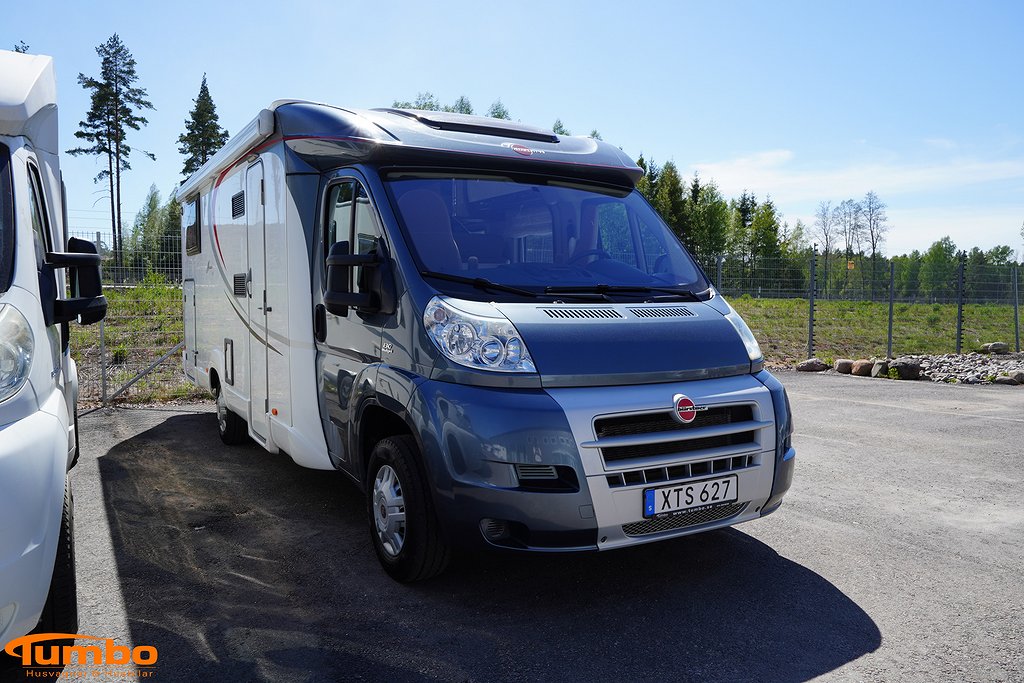 Bürstner T Nexxo 728 130hk Solcell Cykelställ