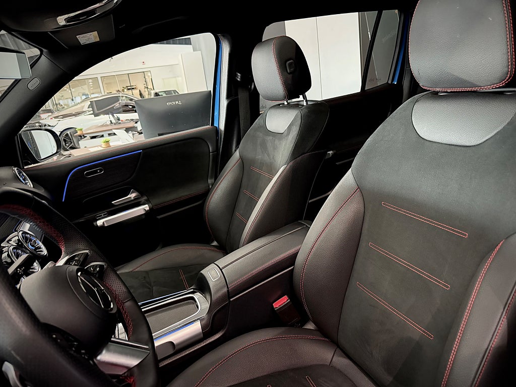 Mercedes-Benz GLB 200 AMG Premium 7 sits Värmare Glastak Drag - bild 34