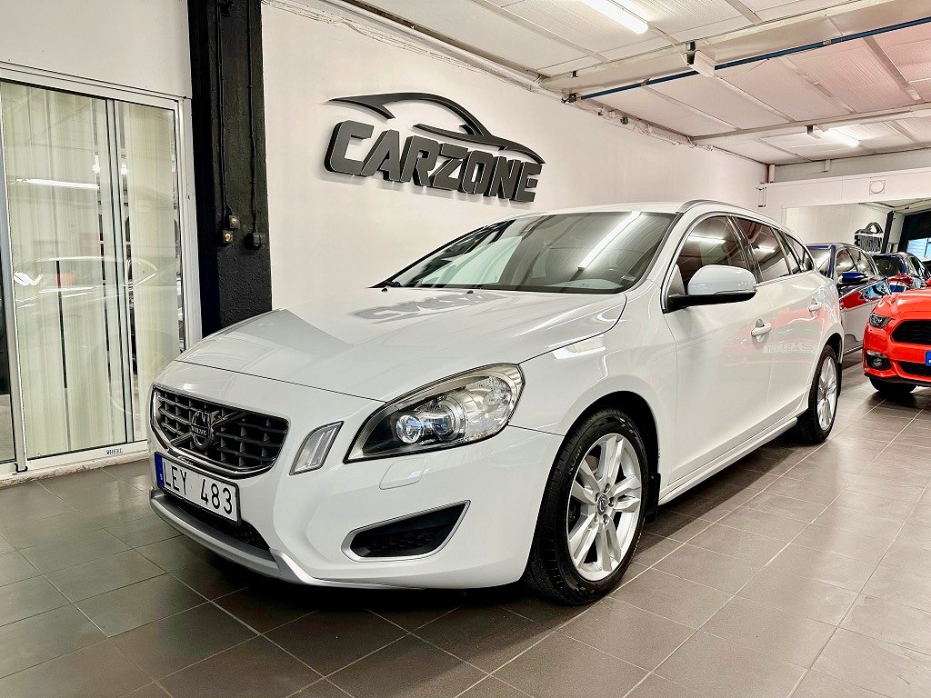 Volvo V60 T3 Summum (150hk) Drag Kamrem bytt 