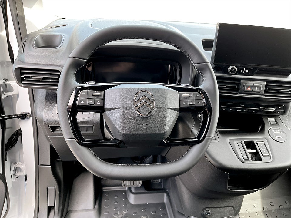 Bild på Citroën Berlingo Business 130hk Aut L2 -EDITION! SERVICE & V-HJUL INGÅR!