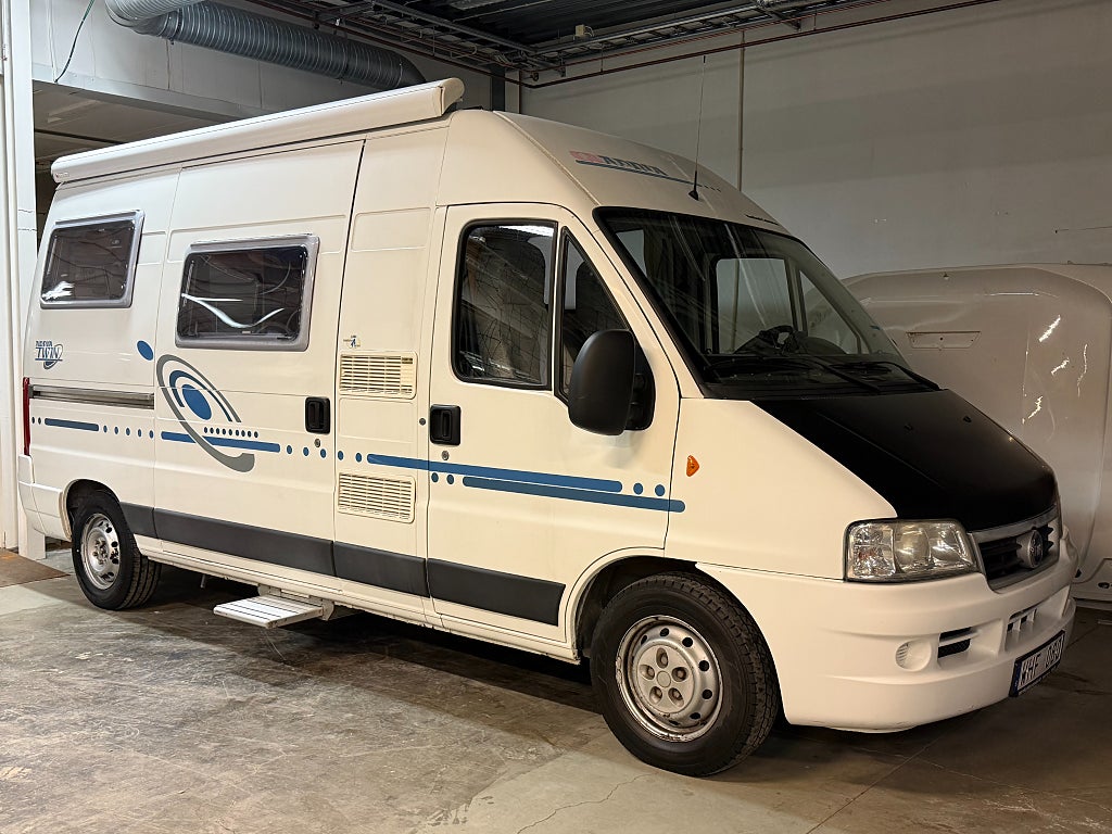 Adria Twin Tik 575cm