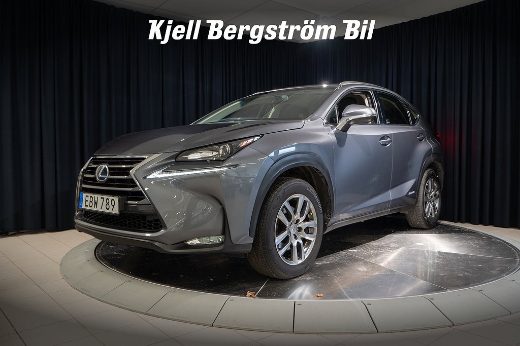 Lexus NX 300h AWD 2.5 AWD E-CVT Business LÄDER DRAG KAMERA 197hk