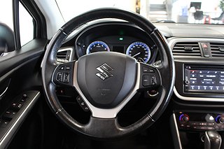Kombi Suzuki S-Cross 12 av 23