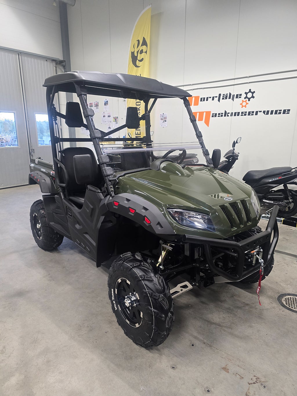 Loncin UWOLF 700 UTV SERVO 4x4 TRAKTOR B 