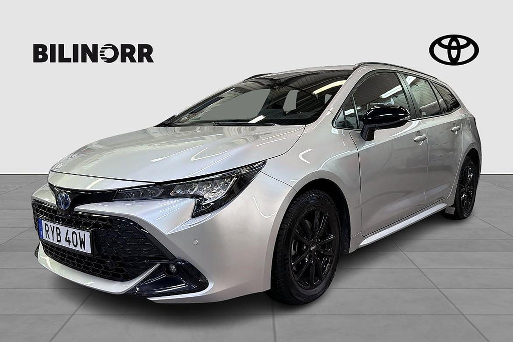 Toyota Corolla 1,8 TOURING SPORTS ACTIVE PLUS | VHJUL | MV |