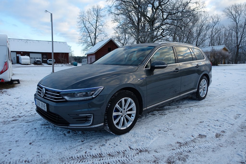 Volkswagen Passat Variant GTE TSI ACT Plug-in Hybrid Dragpkt 