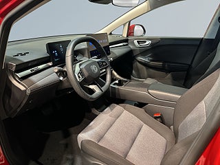 MG 4 EV Urban 42.8 kWh Backkamera Värmepump Rattvärme Trådlös Carplay