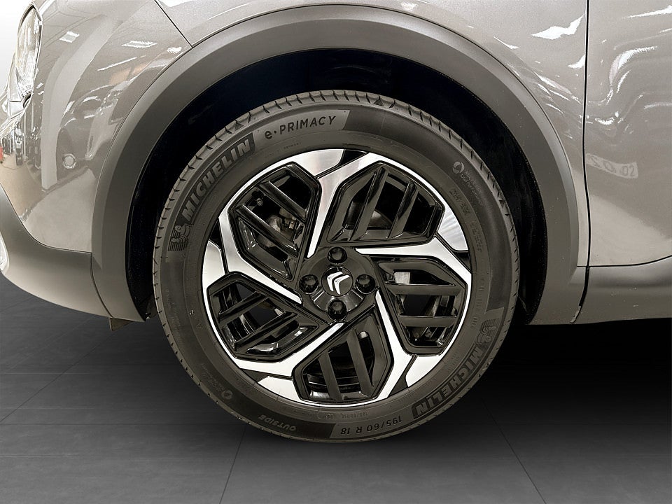Bild på Citroën C4 Shine 1.2 PT 130hk Aut B-KAMERA NAVI