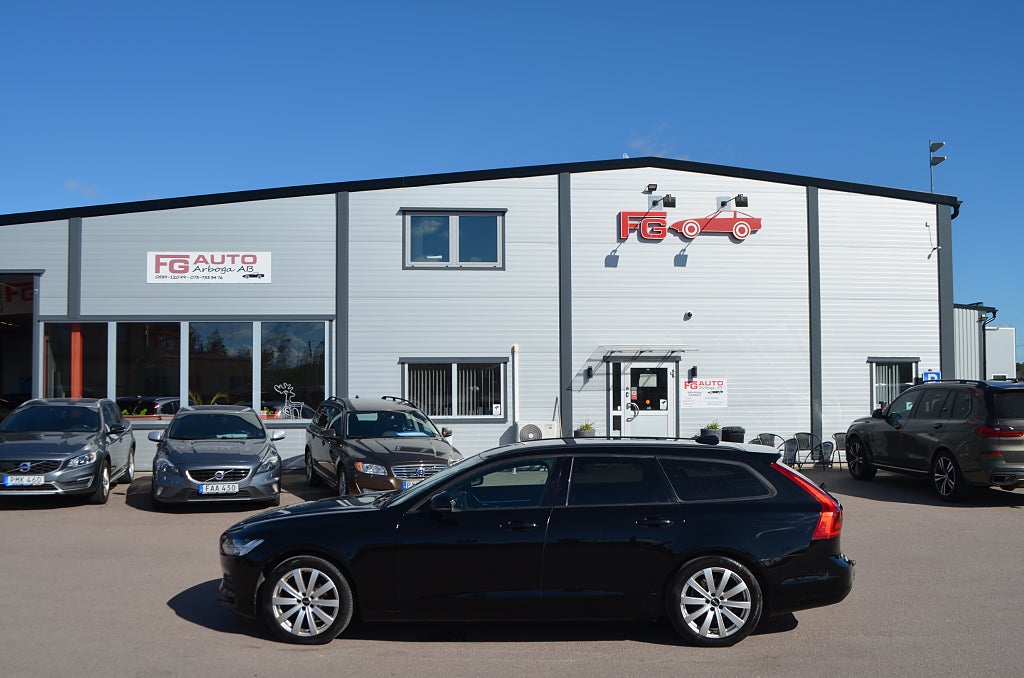 Volvo V90 D3 Geartronic 150 hk VOC Drag Navi Euro 6 *3.45% RÄNTA*