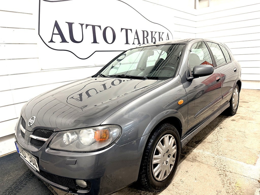 Nissan Almera 1.8 5-dörrar, Låga mil