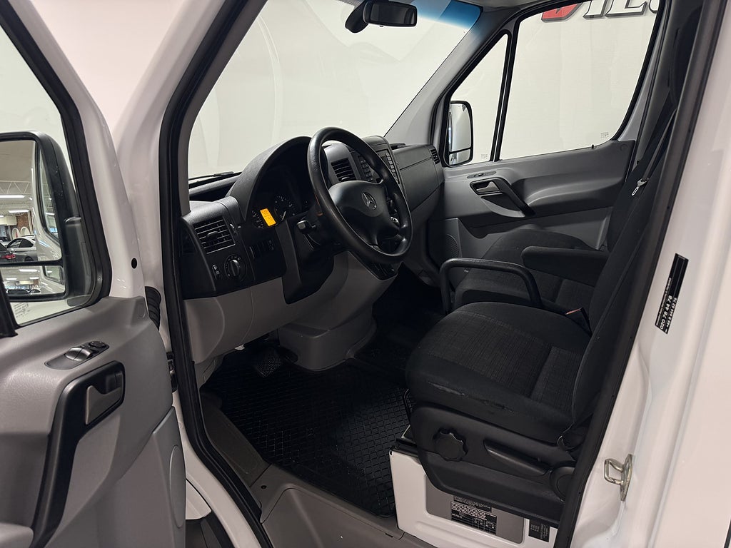 Mercedes-Benz Sprinter 2014 - miniatyr 8